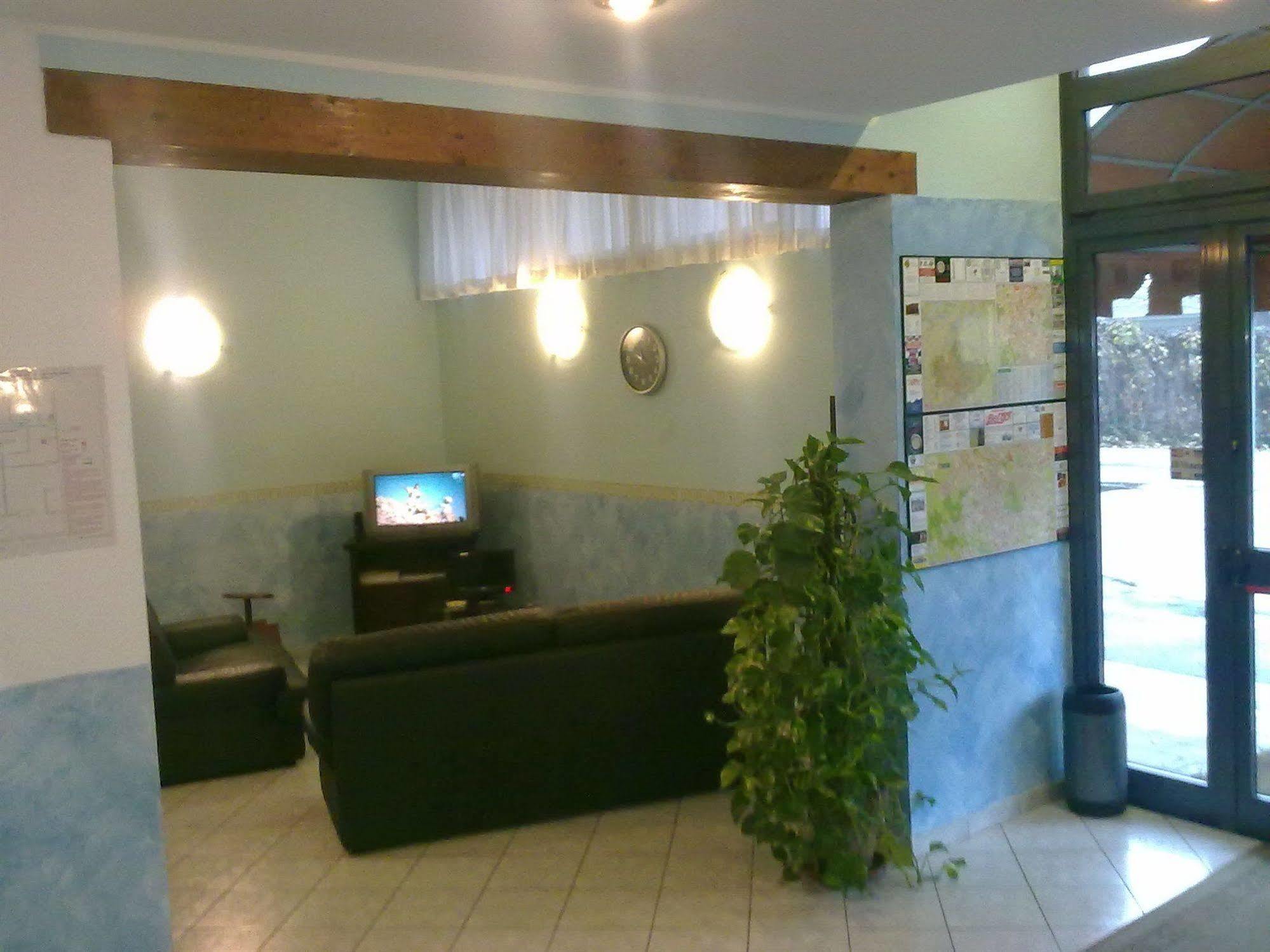 Hotel Lombardia Seveso Exteriér fotografie